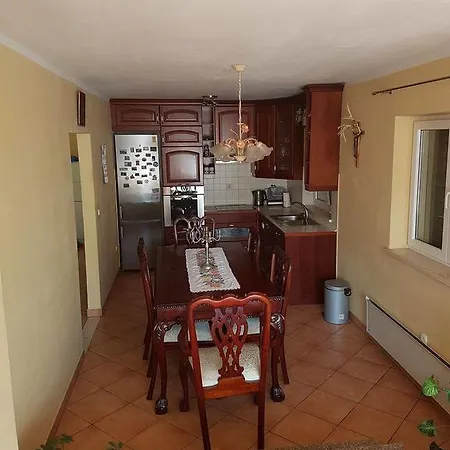 M&e Apartment *