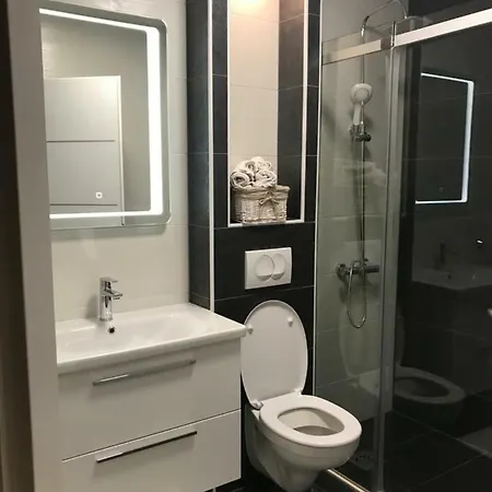 M&e Apartment